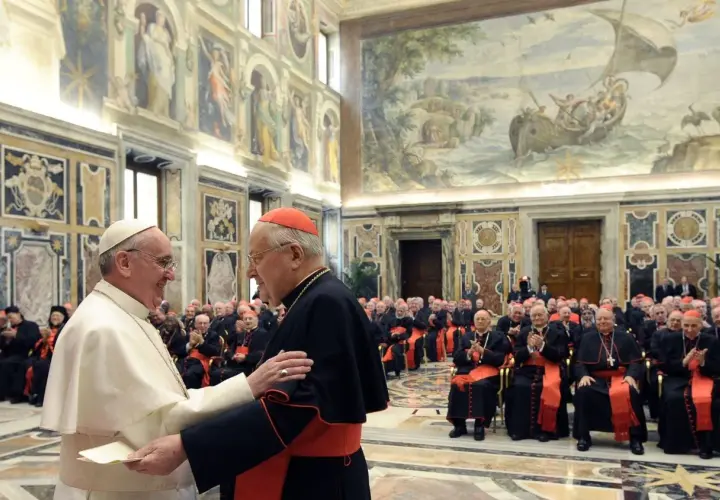 Papst Franziskus und Kardinal Angelo Sodano im Vatikan.